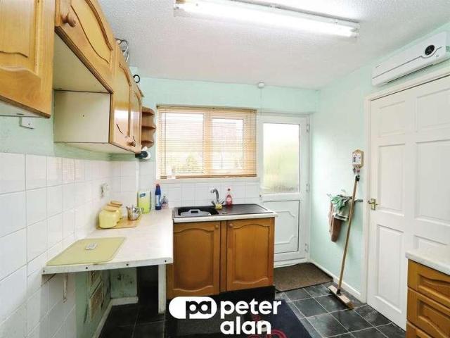House for sale in Gelligaer, Cefn Hengoed