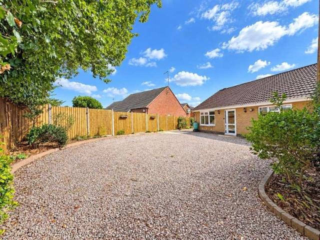 House for sale in Elmfield, Leicestershire
