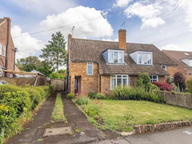 House for sale in Southlea, Datchet
