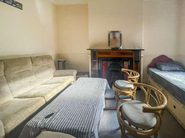 House for sale in Balby, South Yorkshire