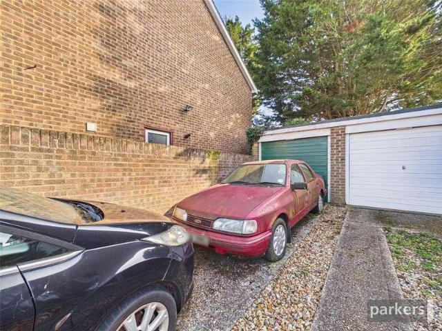 House for sale in Woodley
