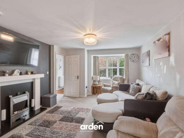 House for sale in Dodderhill, Crookhill