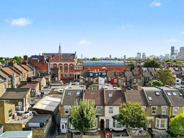 House for sale in London Borough of Waltham Forest, Greater London