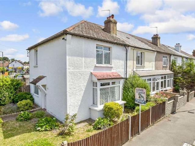 House for sale in Greater London