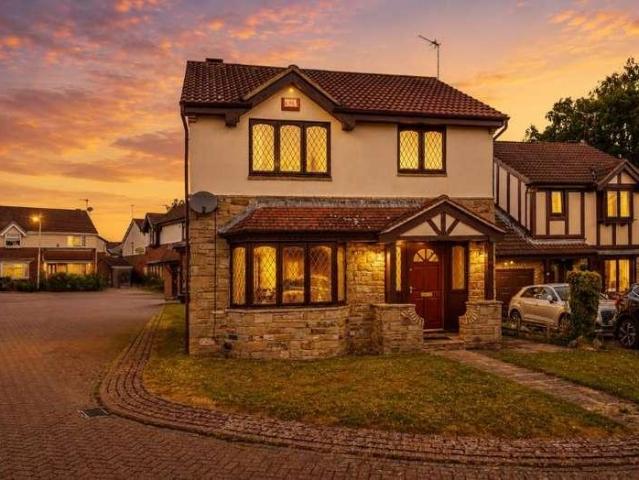 House for sale in Howlett Cross, Robin Hood
