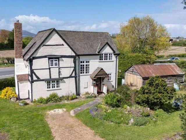 House for sale in Forthampton, Worcestershire