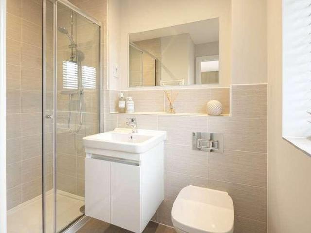 House for sale in Buckler's Park, Crowthorne