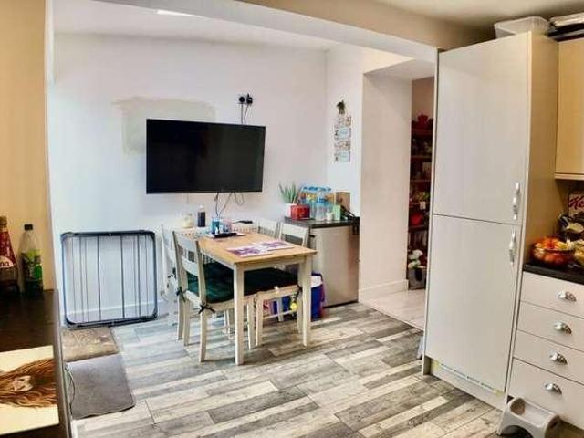 House for sale in Pentre