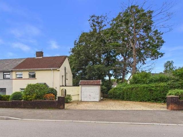 House for sale in Pontypridd, Wales
