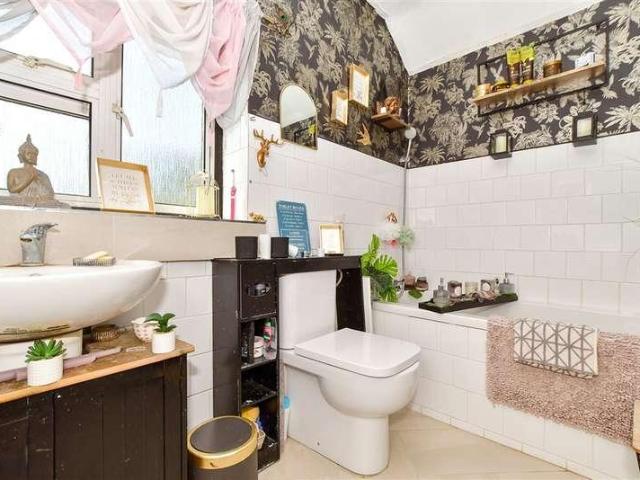 House for sale in Harold Hill, Greater London