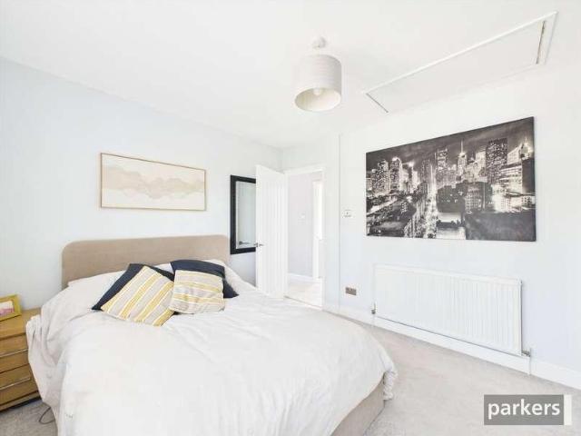 House for sale in Emmer Green, Reading