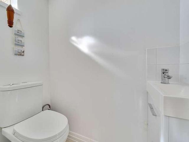 House for sale in Woodside Estate, Houghton Regis