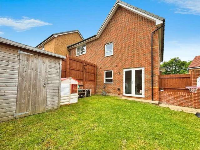House for sale in Pan Meadows, Shide