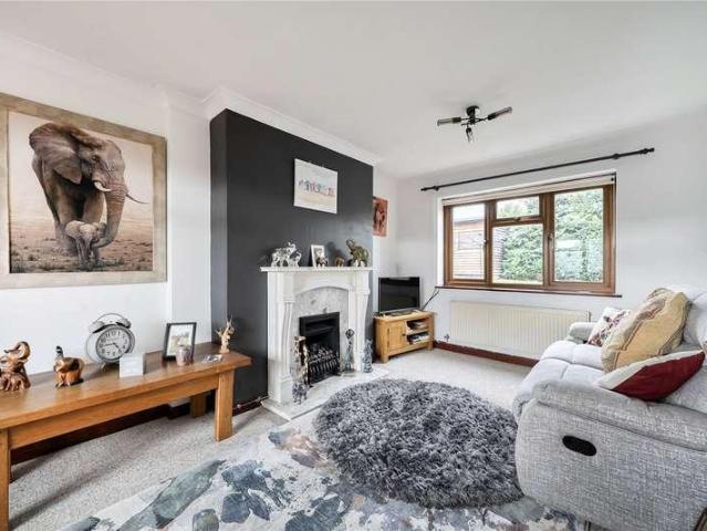 House for sale in Caersws