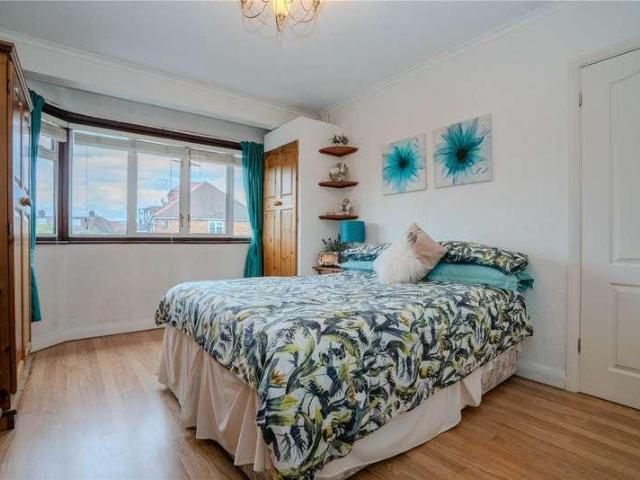 House for sale in London Borough of Richmond upon Thames, Greater London
