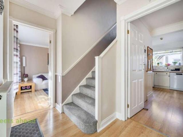 House for sale in Clockhouse, Greater London