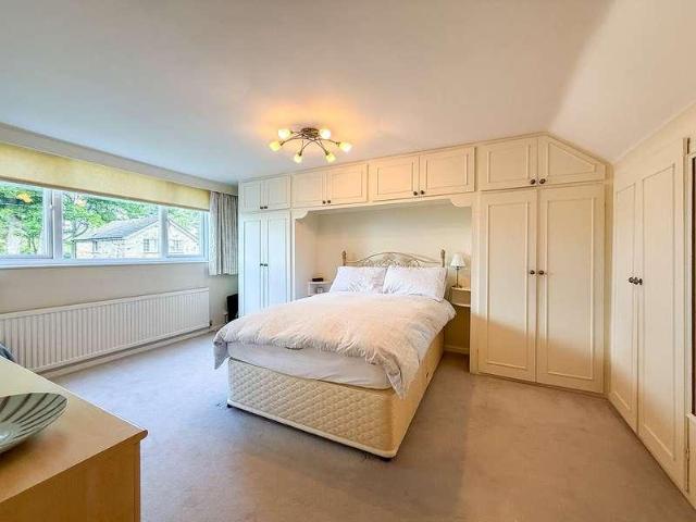 House for sale in Armitage Bridge, West Yorkshire