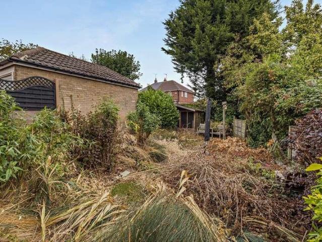 House for sale in Herringthorpe, South Yorkshire
