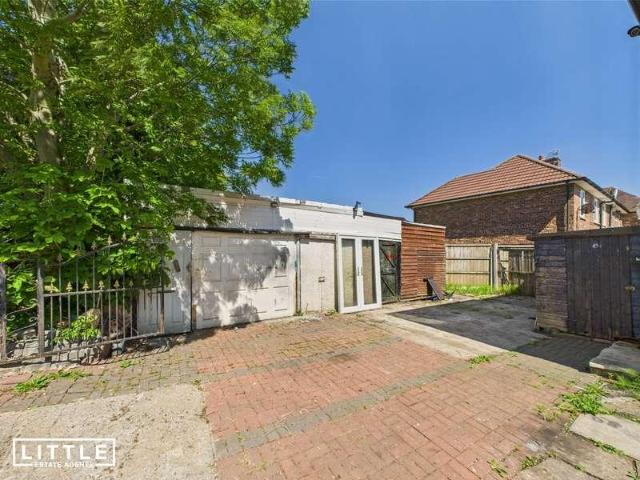 House for sale in Prescot, Holt