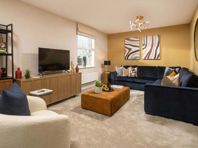 House for sale in Lunt, Buckley Hill