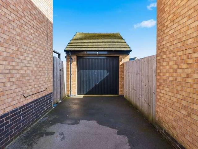 House for sale in Gedling, East Midlands