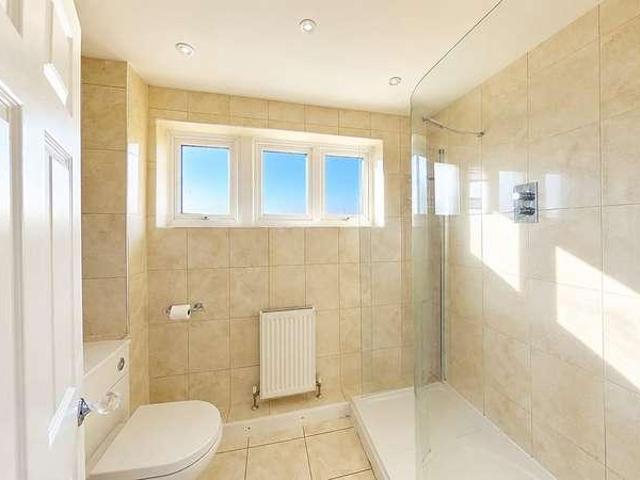 House for sale in West End, The Bridge