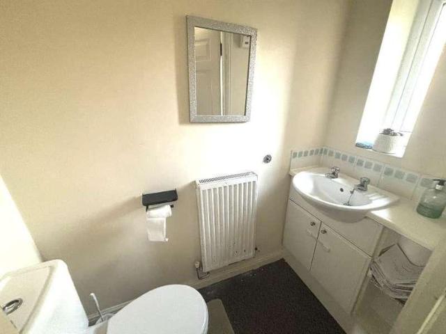 House for sale in Leagrave, Luton