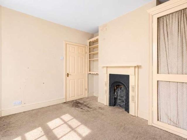House for sale in The Slade, Oxfordshire
