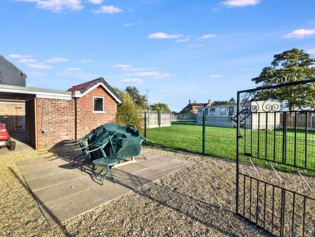 House for sale in Wainfleet Bank, East Lindsey