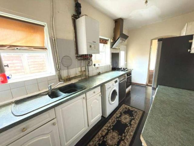 House for sale in Bury Park, Luton