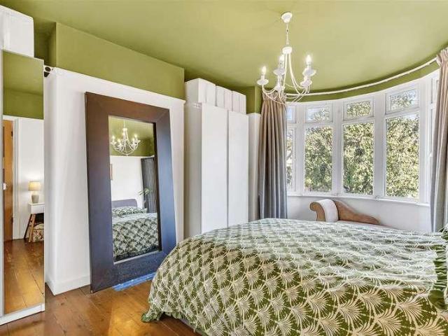 House for sale in Castle, Bedford