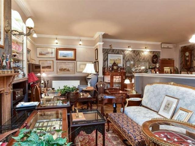 House for sale in Felpham, Clapham