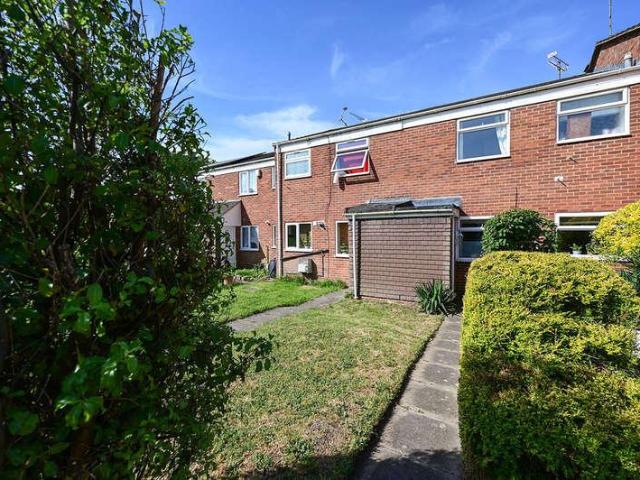 House for sale in Farnborough, Hampshire