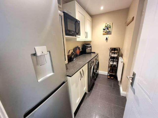 House for sale in Broadlands, Wales