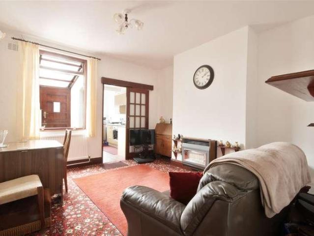 House for sale in Loundsley Green, East Midlands