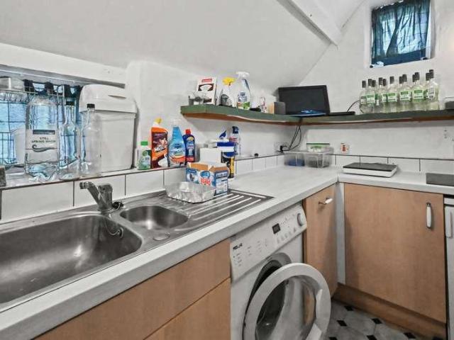 House for sale in Froggatt, East Midlands
