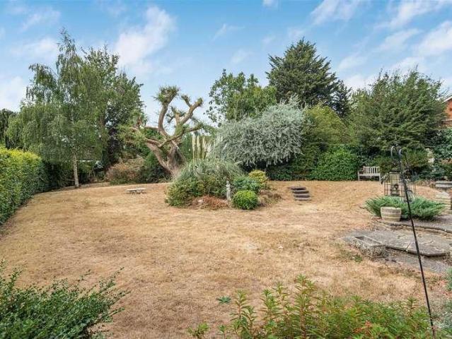 House for sale in Radlett, Hertfordshire