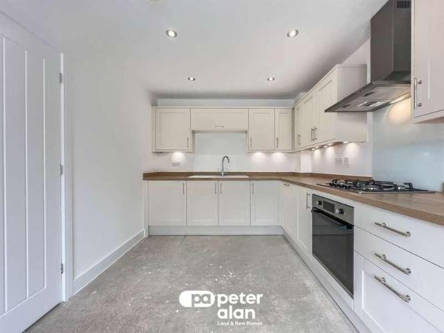 House for sale in Troed-y-rhiw, Abercanaid