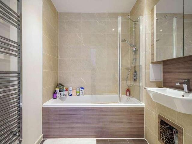 House for sale in High Barnet, Greater London