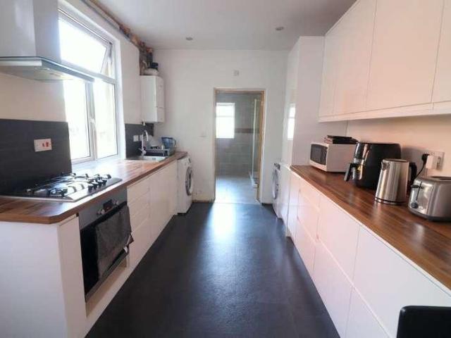 House for sale in Luton, Biscot
