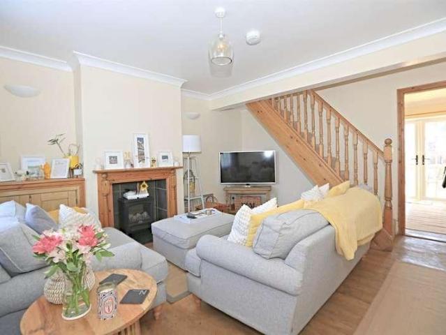 House for sale in Oad Street, Kent