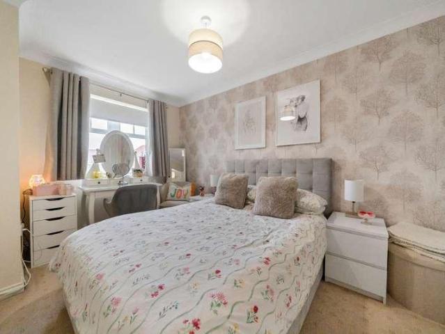 House for sale in St. Helens, New Bold