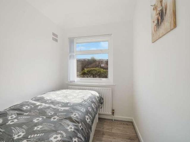 House for sale in Lane, Greater London