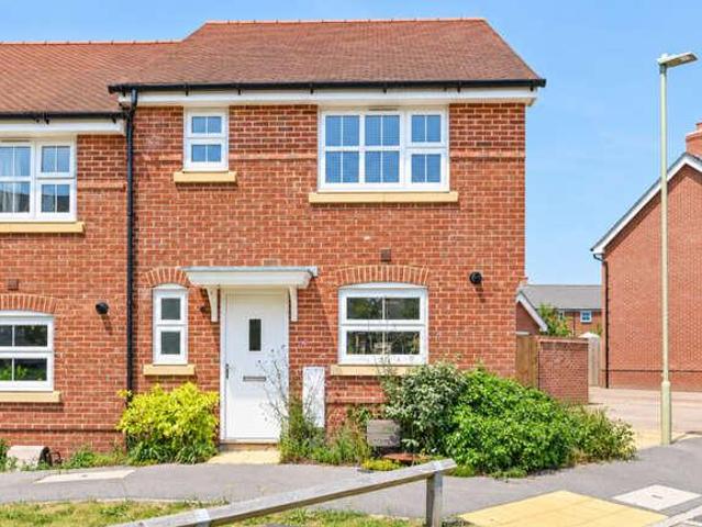 House for sale in Causeway, East Hampshire