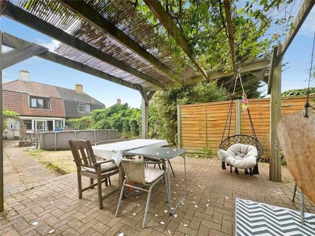 House for sale in Key Street, Suffolk