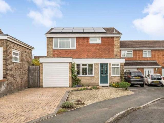 House for sale in Henfords Marsh, Warminster