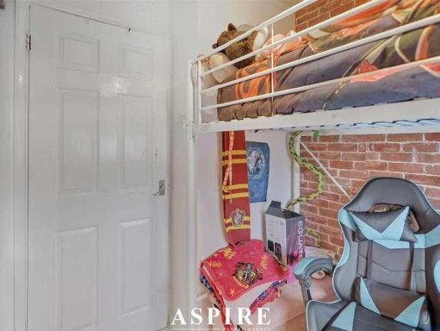 House for sale in Winter Gardens, Essex