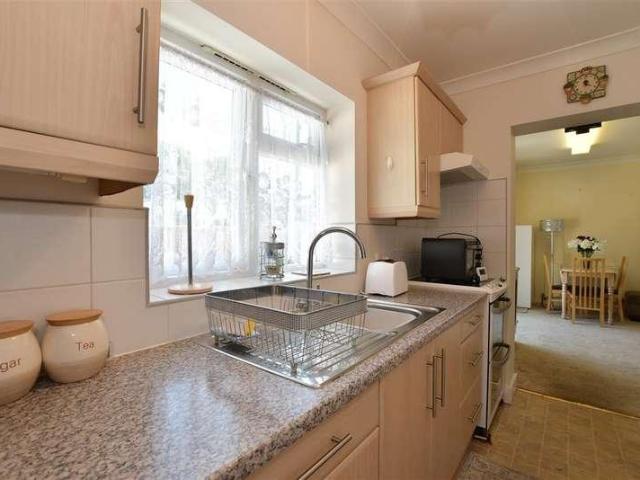 House for sale in Basildon, Bowers Gifford House for sale in Basildon, Bowers Gifford