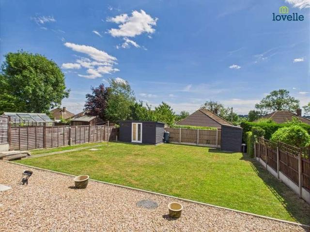 House for sale in Lincoln, Cherry Willingham