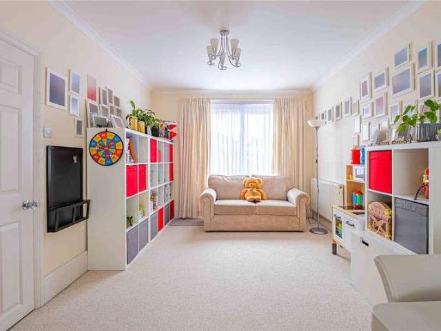 House for sale in Greater London